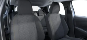 Location Peugeot 208 Guadeloupe blanche sièges